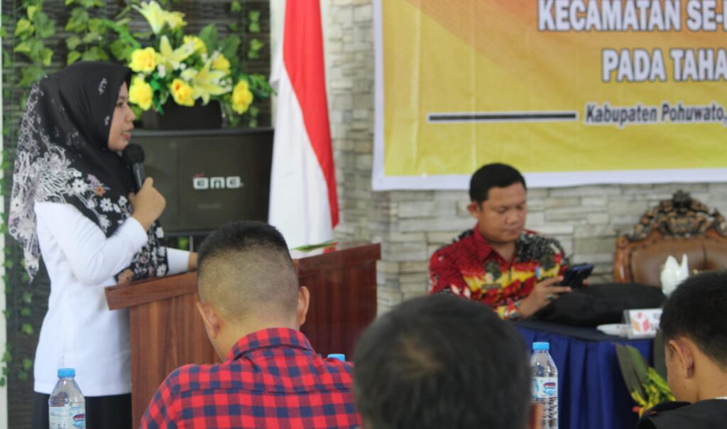 Cegah Sengketa Pemilu, Bawaslu Pohuwato Beri Penguatan Panwascam se- Kabupaten