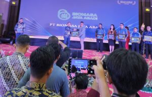Wood Pellet Gorontalo Tembus Pasar Internasional: PT BJA Terima Penghargaan  dari Bea Cukai
