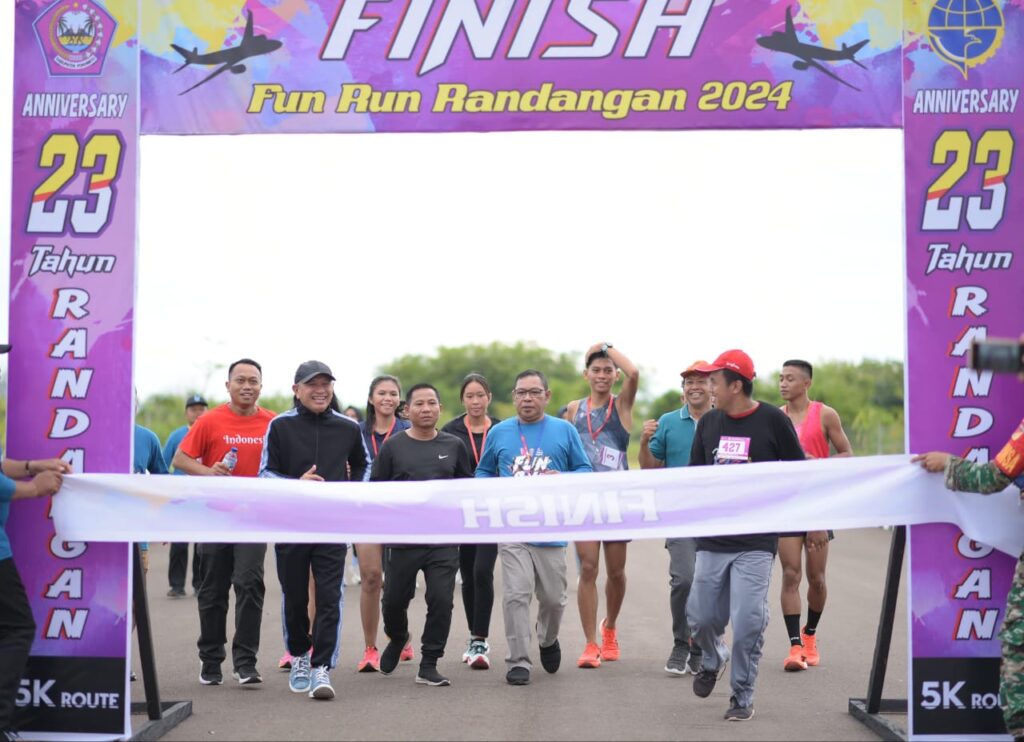 Wujudkan Gaya Hidup Sehat: Limonu Hippy jadi Sponsor Utama, Fun Run di Randangan Berlangsung Meriah