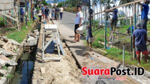 Dinilai Tak Berizin dan Rusak Fasilitas Umum, Proyek Kos-Kosan di Marisa Dihentikan Satpol-PP