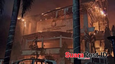 Tragedi Demonstrasi Makassar: Tiga Nyawa Melayang, Gedung DPRD Hangus