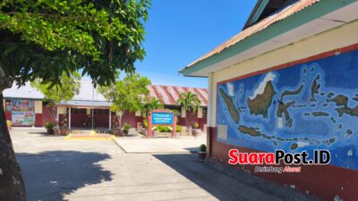 Bukan Hanya Seragam, Pengadaan Meja dan Kursi di SDN 01 Duhiadaa Ikut Disorot