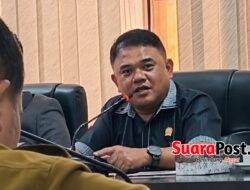 Kadis Pendidikan Mangkir, Nasir Giasi Bongkar Polemik Seragam yang Bikin Orang Tua Menjerit